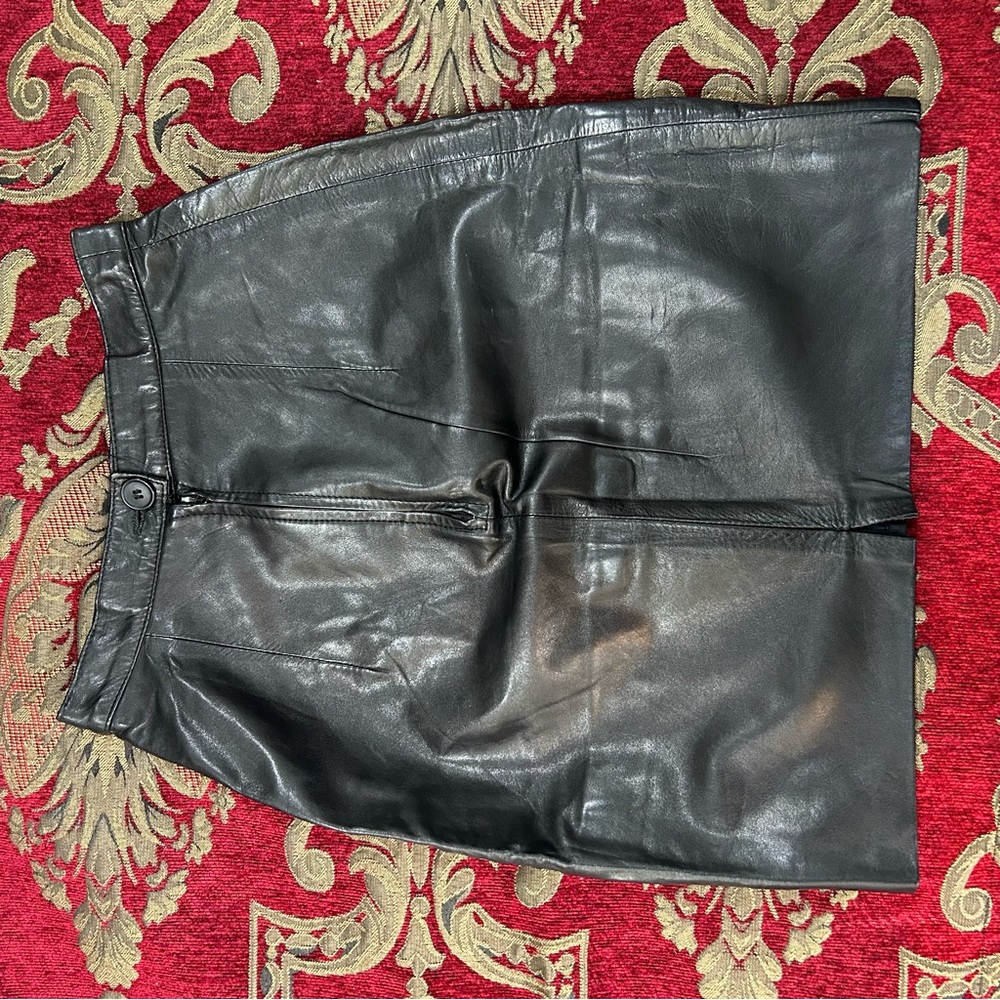 Y2K Vintage Maglia Size 2 Black Leather Skirt